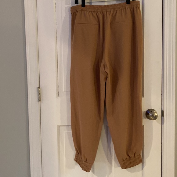 Express Pants - Picture 4 of 5